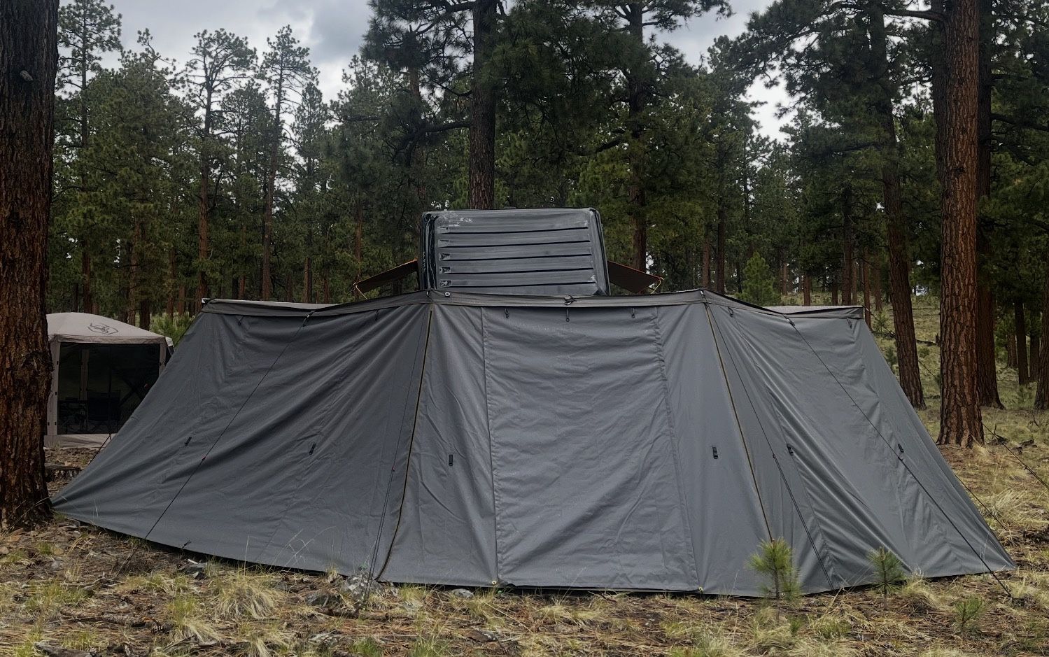 OVS Nomadic 270 Awning Wall Set