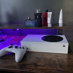 Xbox series S W/ Headset