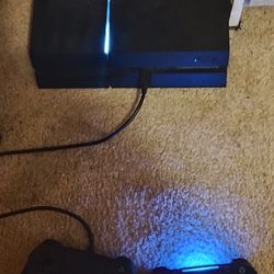 PS4 W/ 2 Controllers