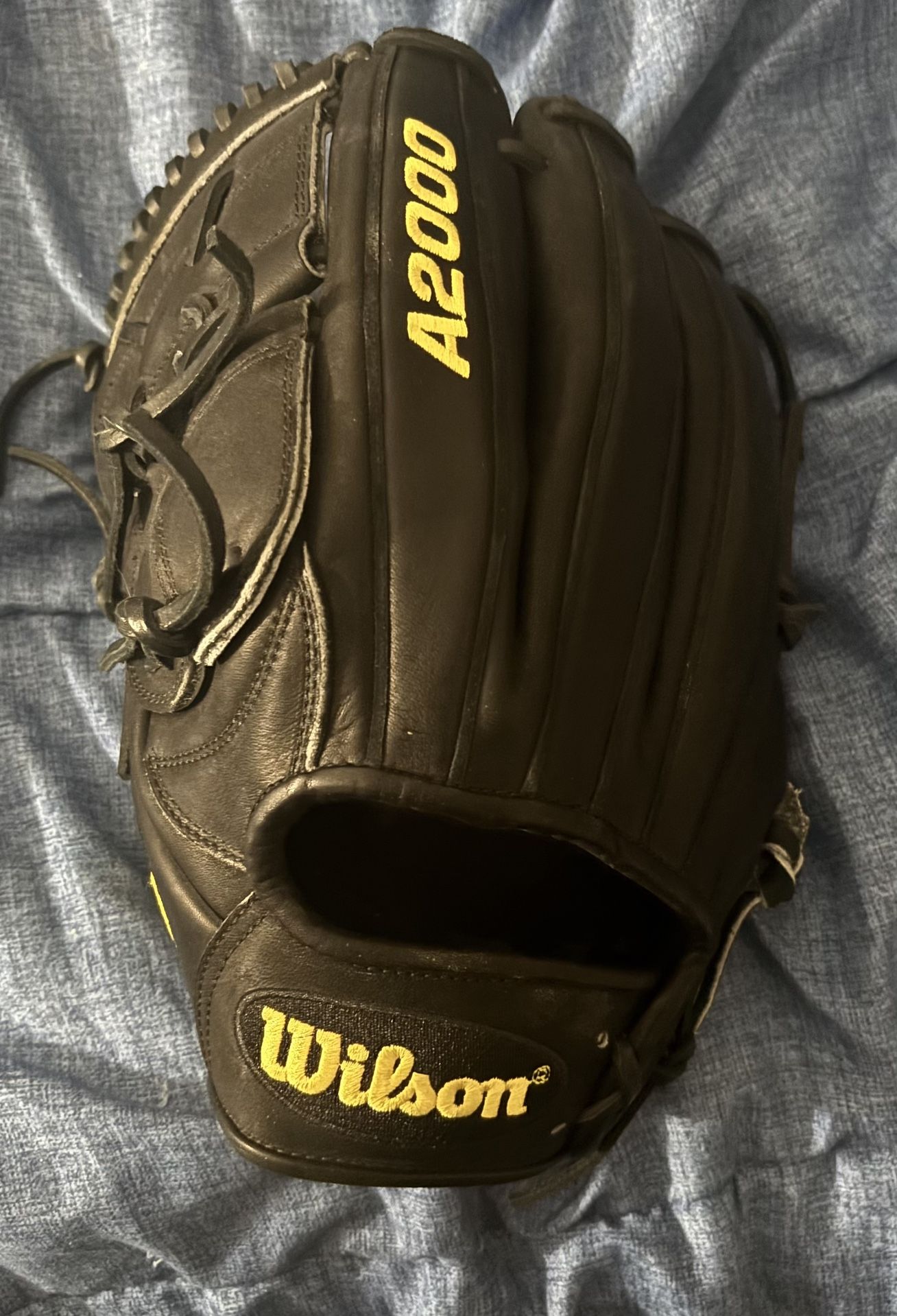 Wilson A2000 Clayton Kershaw Model Left hand throwing glove