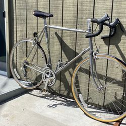64cm  Fuji Espree Valite road bike made in Japa
