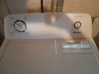 Amana electric dryer barely used!