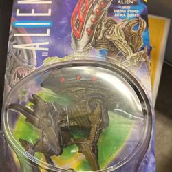 Vintage 94 Wild Boar Alien