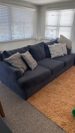3 person Couch