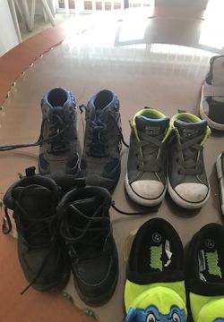 Toddler shore range from 7-10