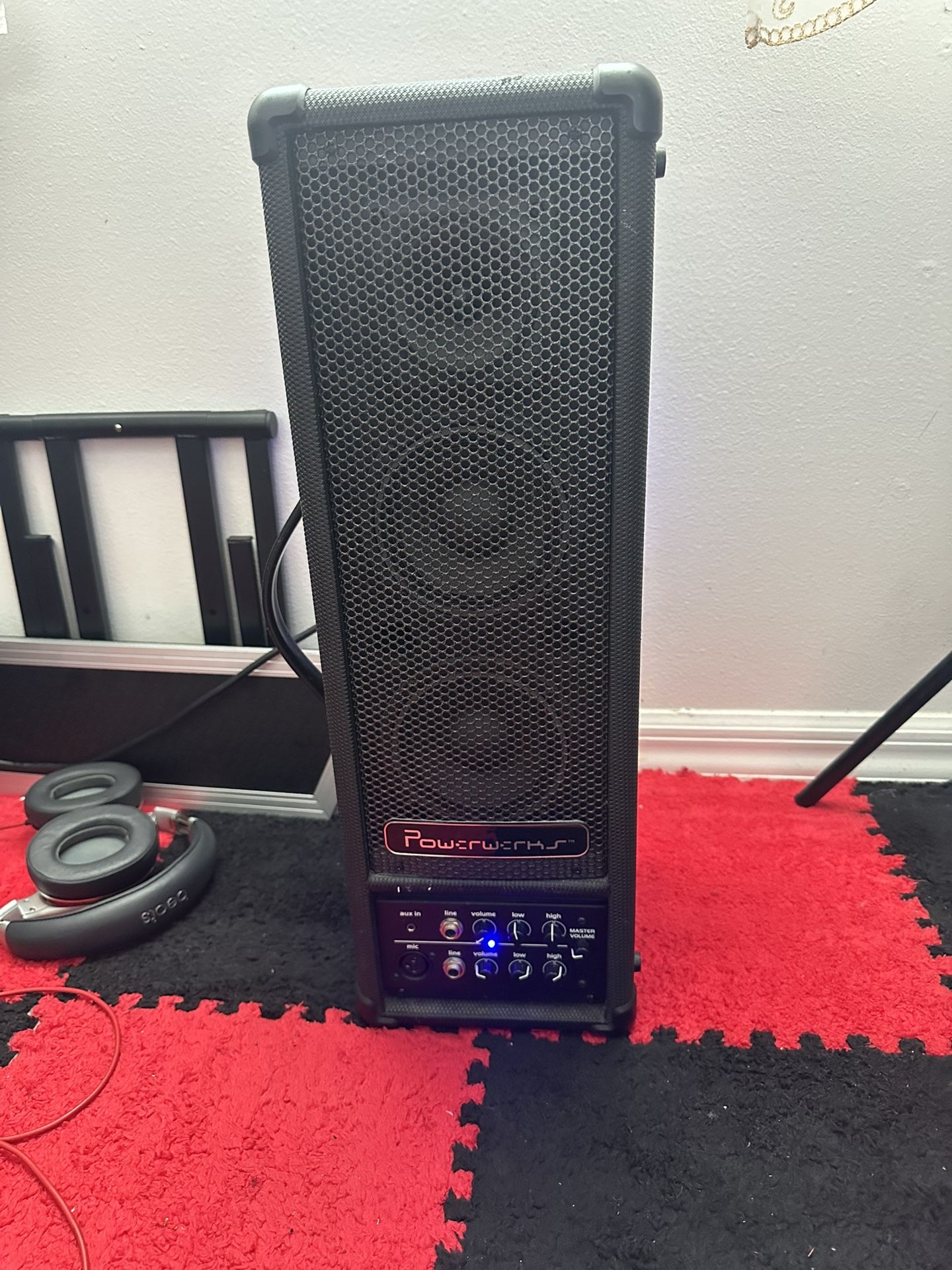 Powerwerks Bluetooth speaker excellent sound firm on price 