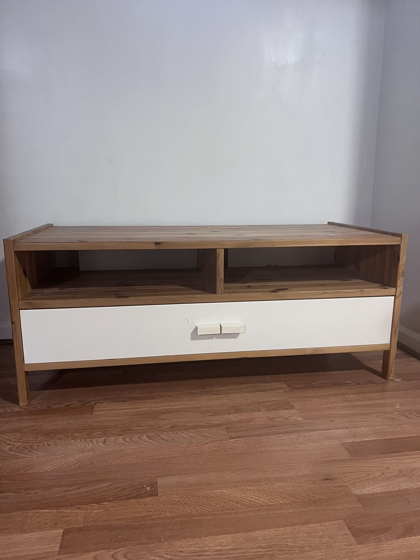 Tv stand 51’ Long