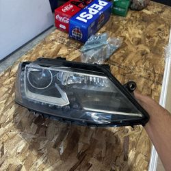 VW Head Light 