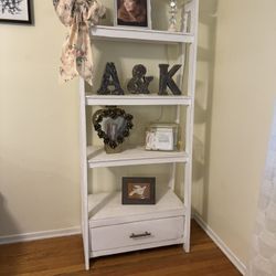 Beautiful Shelves / Drawers Great Condition