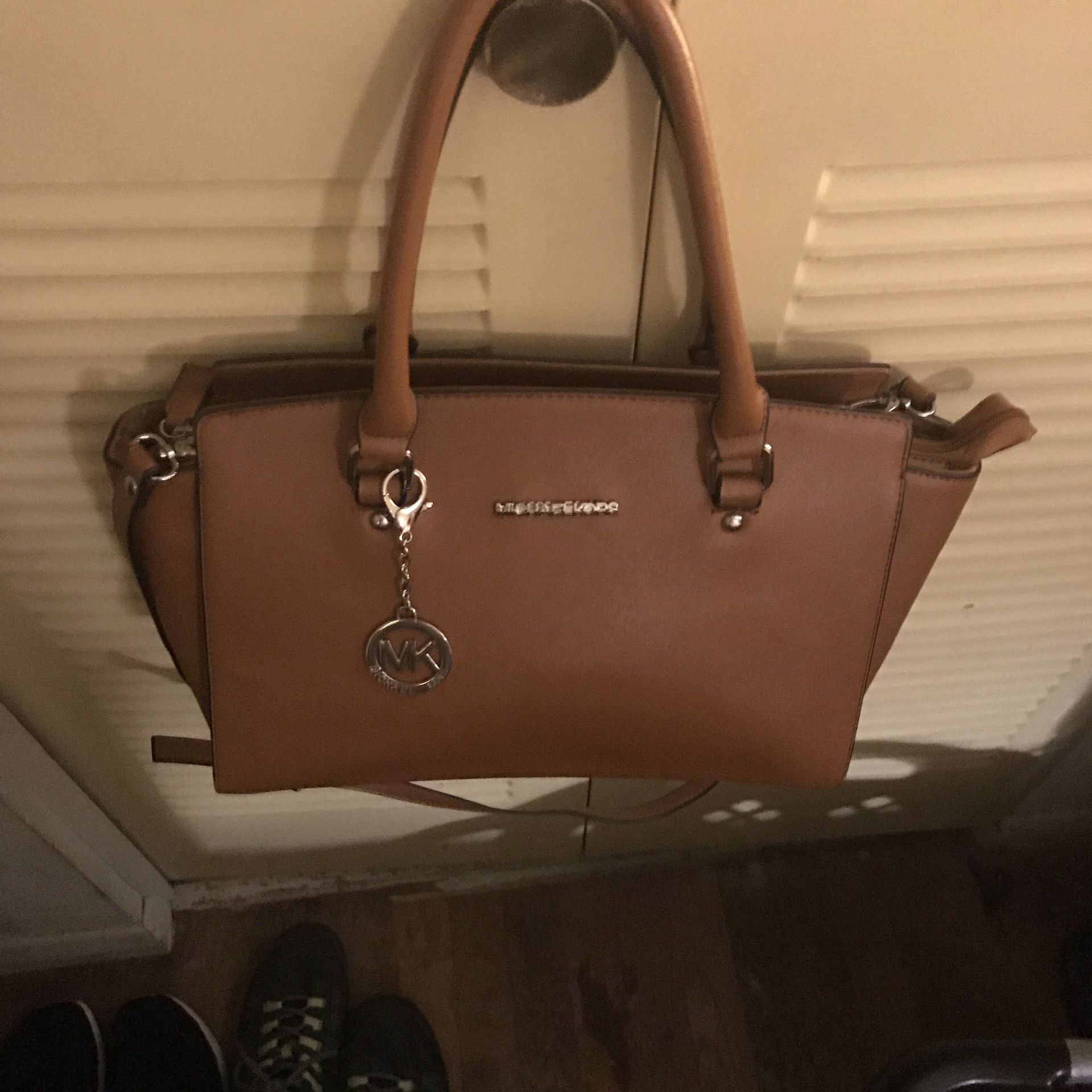 MK SELMA SATCHEL PURSE SIZE LARGE