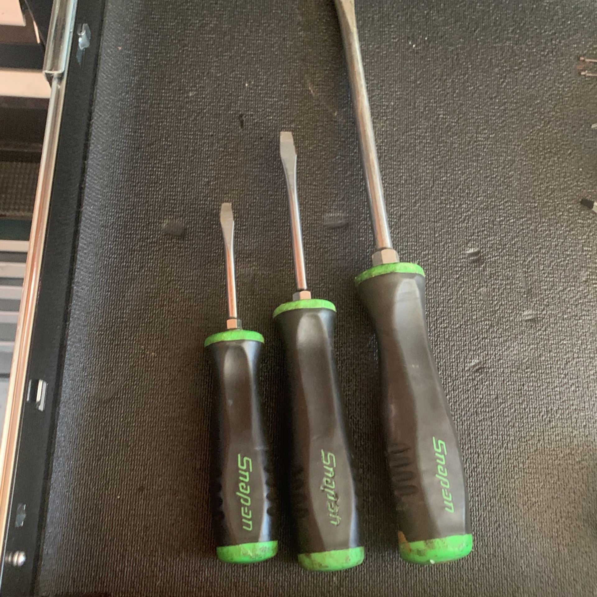 3 Snap-On Flat Head Screw Drivers