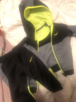 Baby Nike 12m