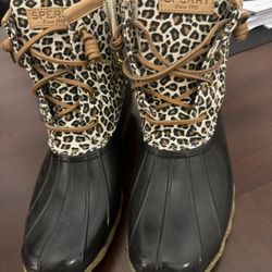 Size 10 Like New Sperry Duck Rain Boots
