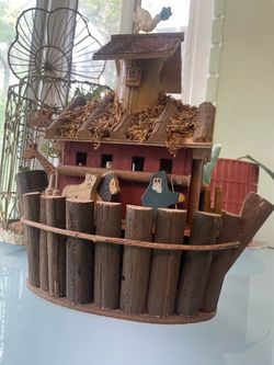 Noah’s Ark  birdhouse