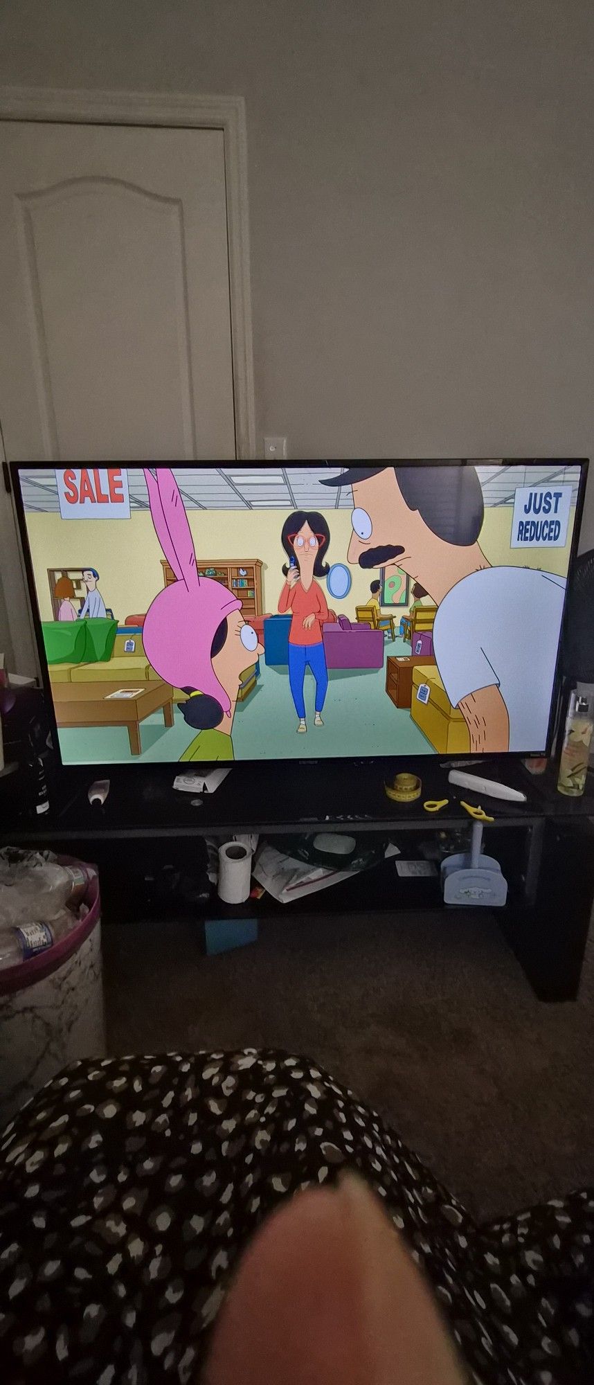 43in Element Roku TV With Remote