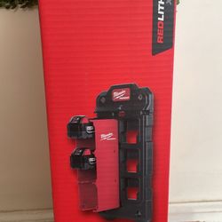 Milwaukee Packout Battery Storage Set 2 Batteries Included 