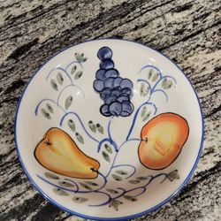 Vintage Frutteto Stoneware Cereal/Soup Bowl.  Grapes, Peach Pear Design With Blue Rim