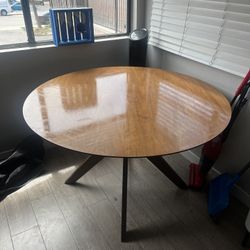 Round Wood kitchen table 