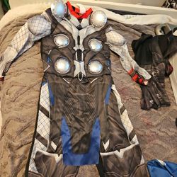 MARVEL BOYS THOR CUSTOME( 5-6)