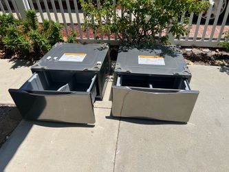 27 inch LG washer and dryer pedestal
