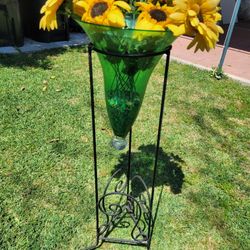 Flower Vase With Stand