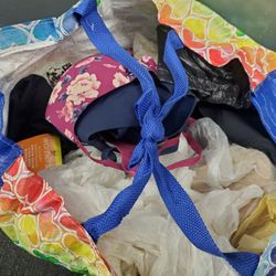 Beachwear, Bras