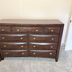 Bedroom Dresser 
