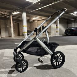 Uppa Baby Vista Stroller + Bonus Mesa Seat 399 or OBO