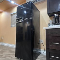 Retro GALANZ fridge 12 Cu