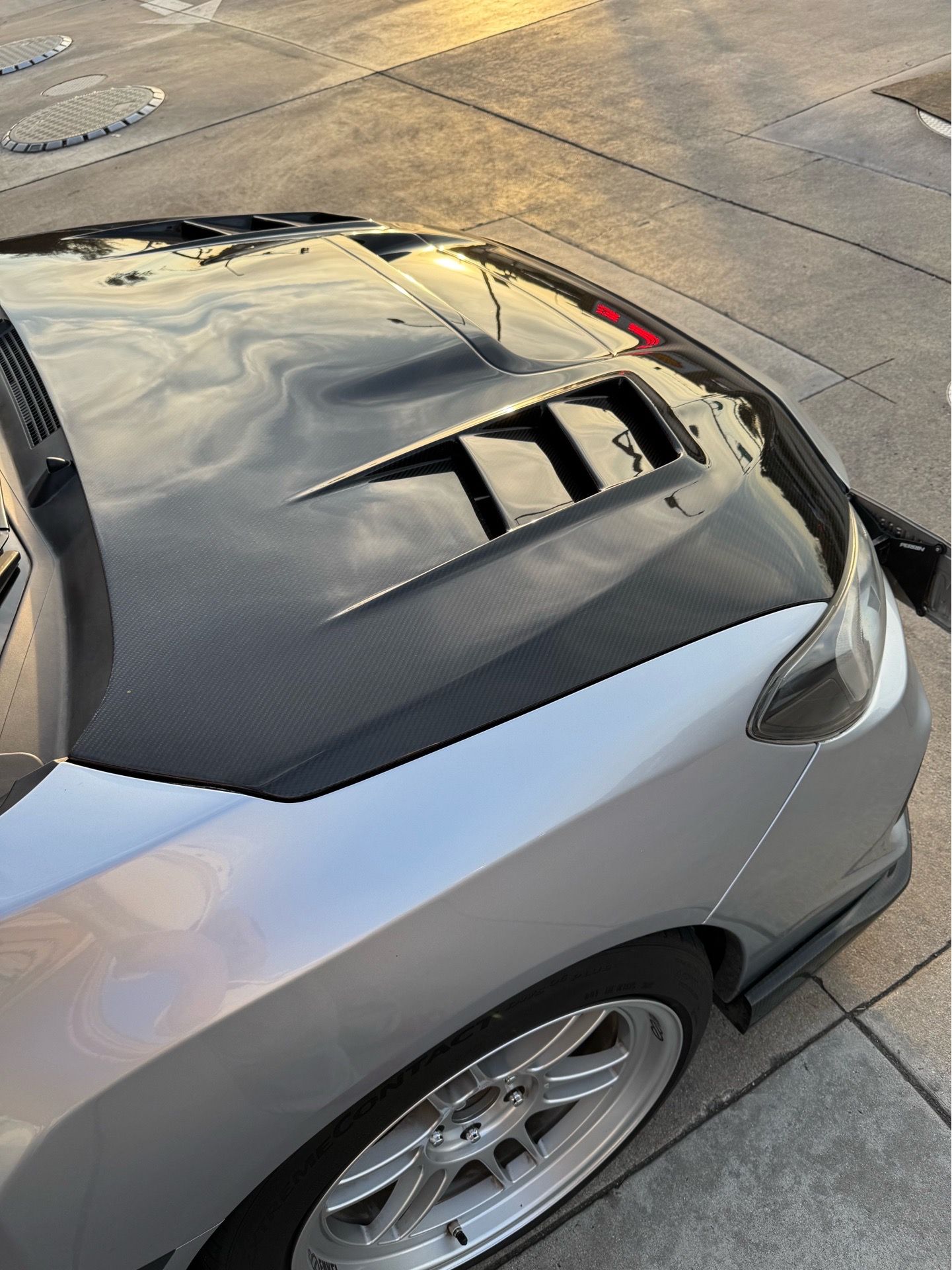 Seibon carbon fiber hood vent WRX 2015-21
