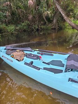 Bonafide fishing Kayak RS117