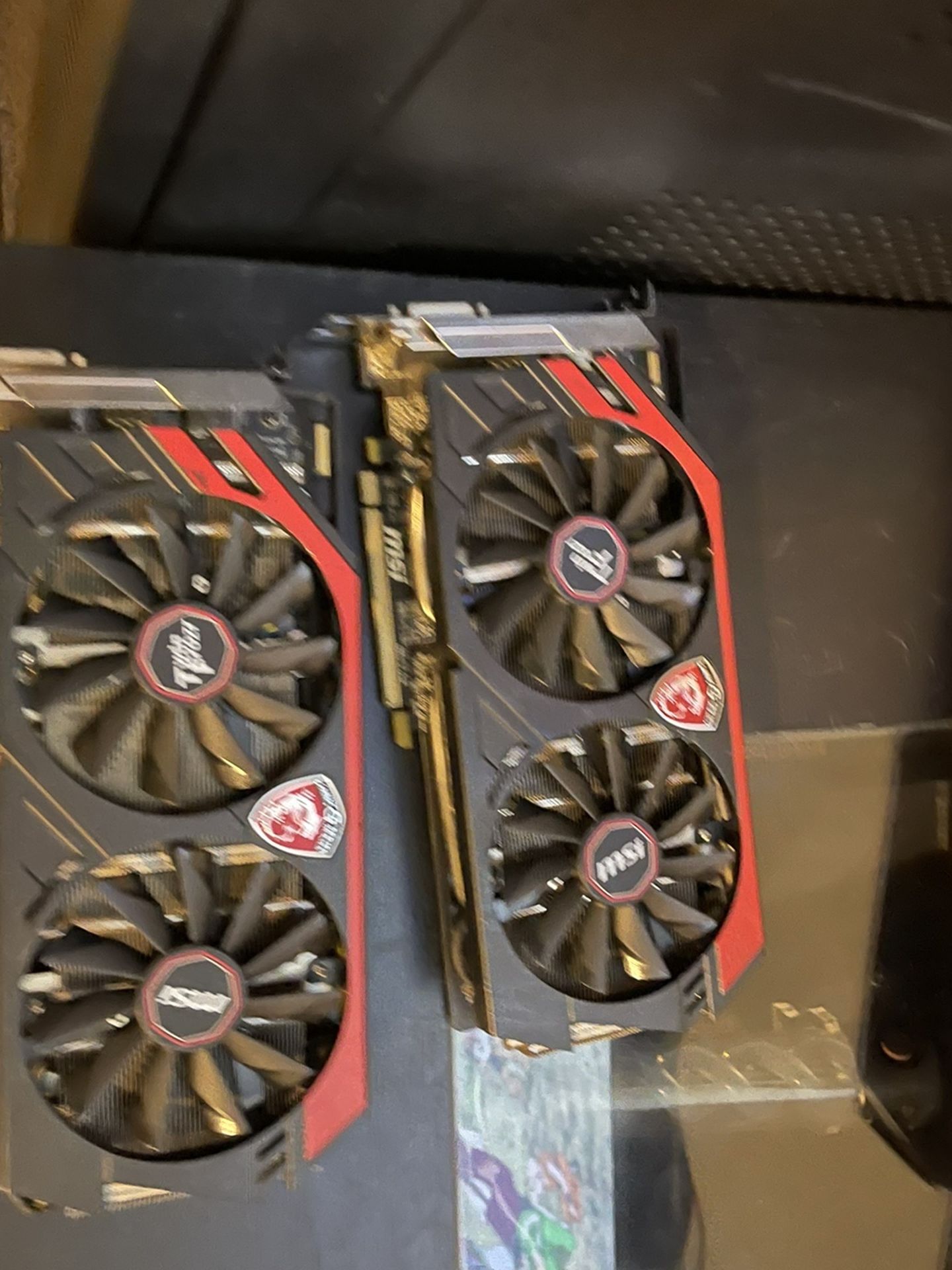 2 Gpus