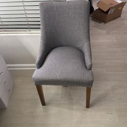 Comfortable Cushion Chair 
