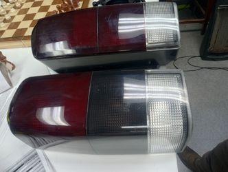 Jeep Cherokee Taillights (Smoked