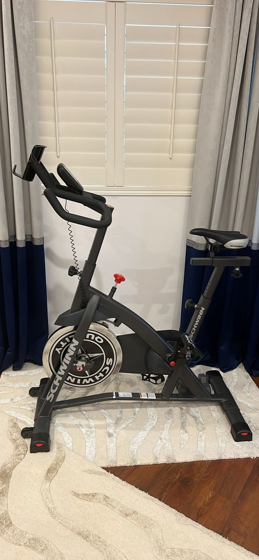 Swinn Spinning bike Like New