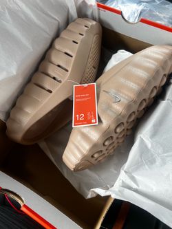 Nike Men's Mind 001 Pregame Mules /SIZE: 12 MEN/13.5 WOMEN