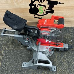 MILWAUKEE 2733-20 M18 FUEL 7-1/4 Dual Bevel Sliding Compound Miter Saw (Tool Only)