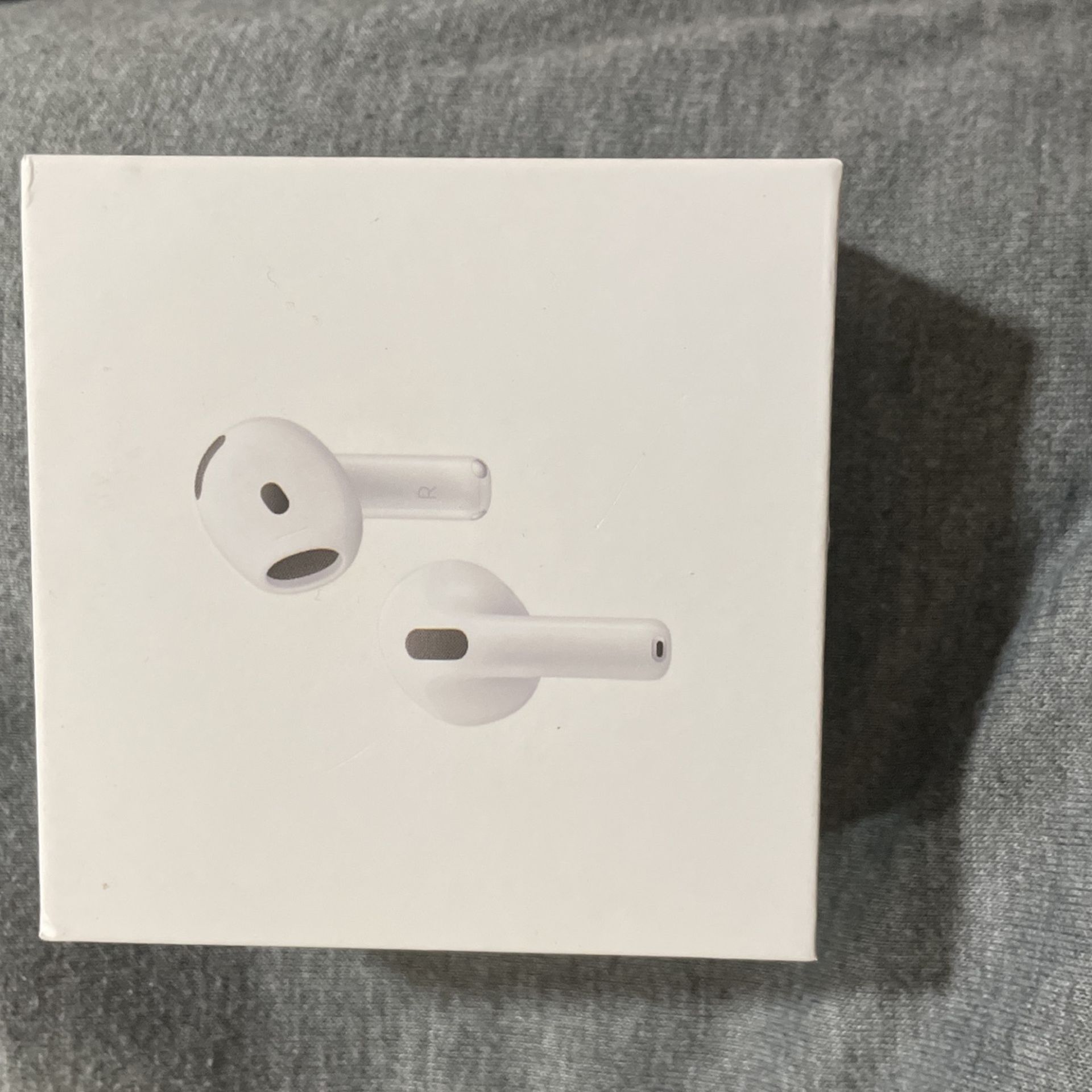 AirPod 4s