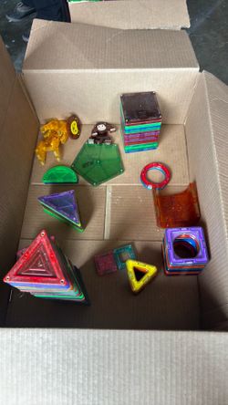 Magnatiles