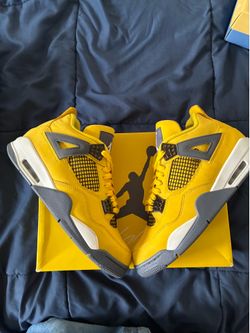 Jordan 4 lightning size 8.5