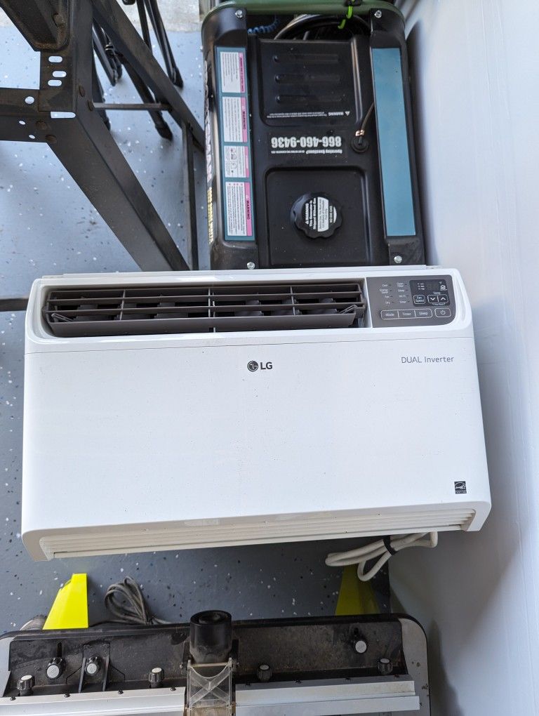 LG 14,000 BTU In-Window AC Unit