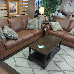 LEATHER COUCH AND LOVESEAT SET 