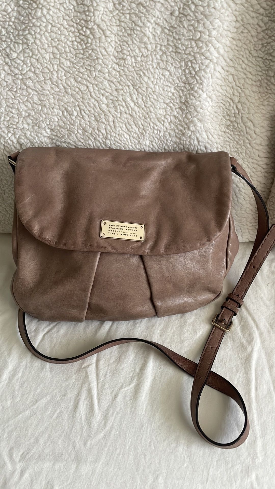 Marc Jacob Saddle Distressed Bag