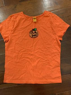 🎃 New with tags orange short sleeve shirt size 14/16🎃