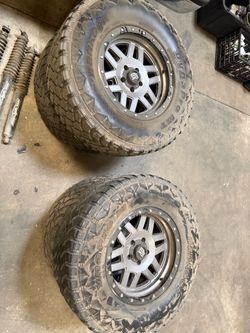 JK wheels and tires