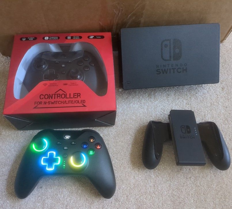 Nintendo Switch Docking Station Pro Controllers & Joy Con Grip