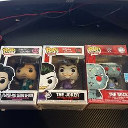 13 Funko Pops