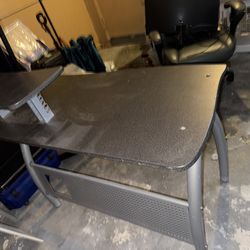 Solid Desk