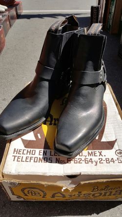 Men's boot size 8 1/2