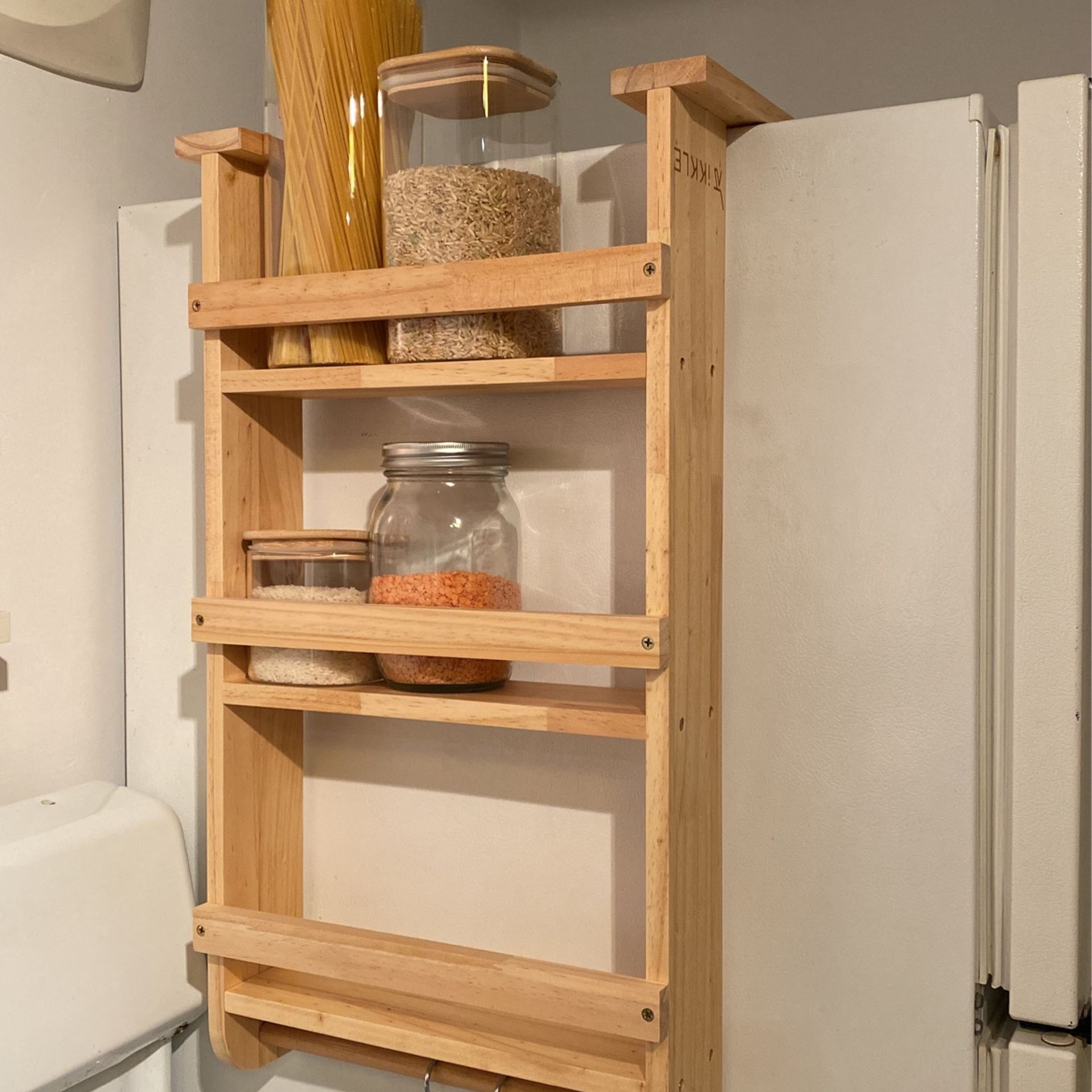 Hanging fridge shelf